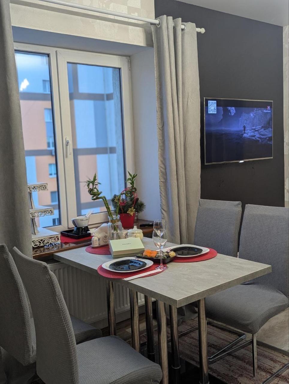 2-Кім Новобудова, Центр, Провулок Лапушкіна , 9 Apartment Khmelʼnytsʼkyy Exterior foto